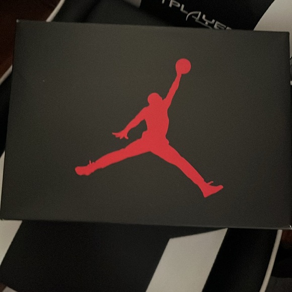 Jordan 3 Retro
Fire Red (2022) 100% authentic - Picture 5 of 7